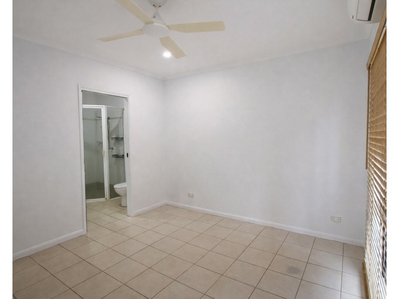 31 Conch St, Mission Beach QLD 4852