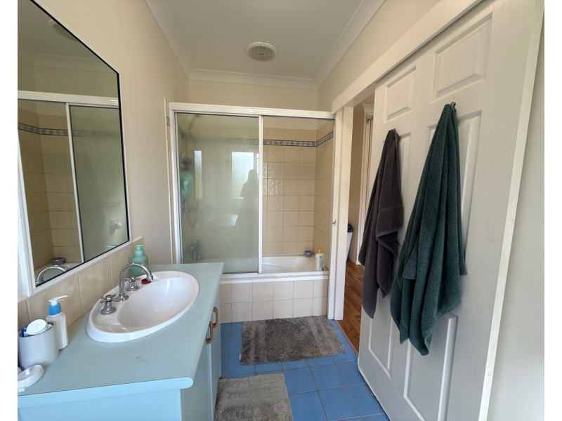 11 Butler Rd, Bingil Bay QLD 4852