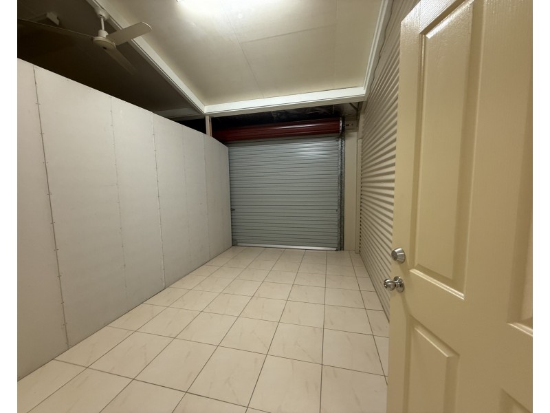 38 Pease St, Tully QLD 4854