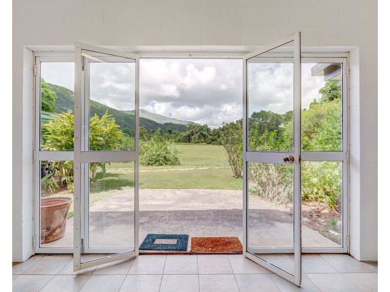 39 O’Hanlon Rd, Feluga QLD 4854