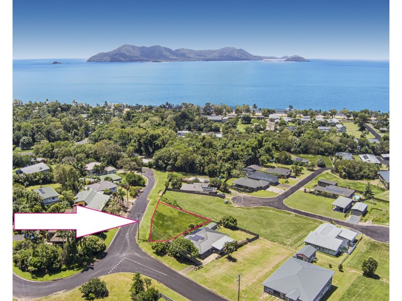 24 Admiralty St, South Mission Beach QLD 4852