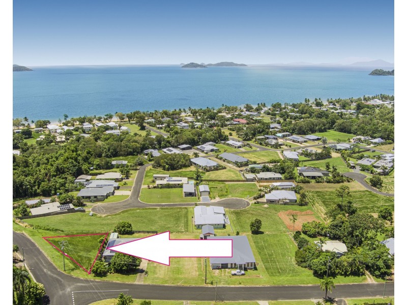 24 Admiralty St, South Mission Beach QLD 4852