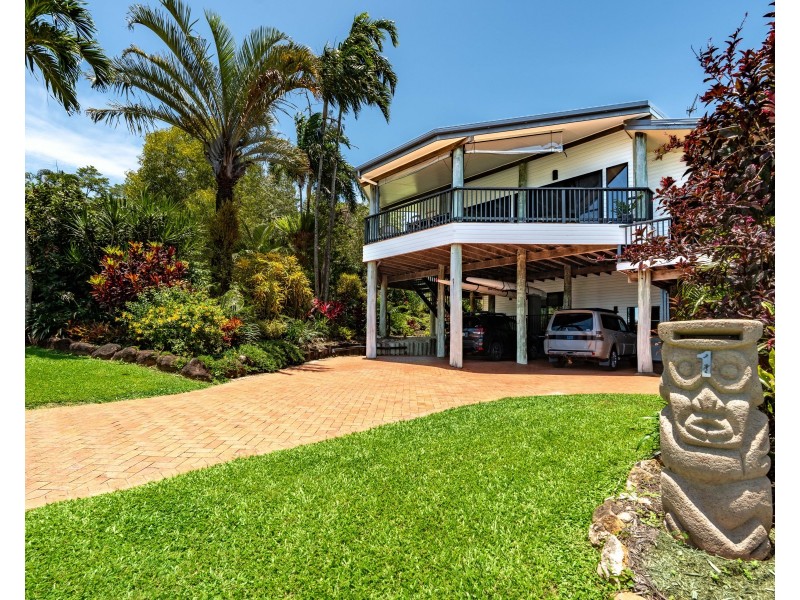 1 Jessie Lane, South Mission Beach QLD 4852