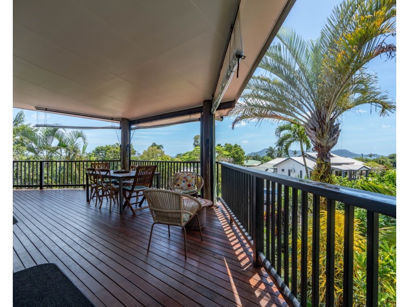 1 Jessie Lane, South Mission Beach QLD 4852