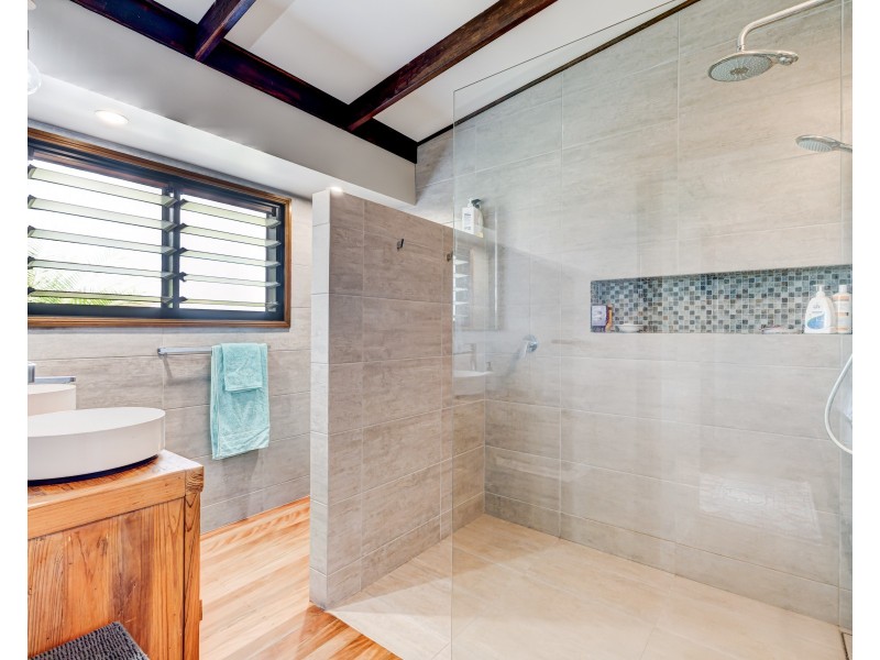 1 Jessie Lane, South Mission Beach QLD 4852