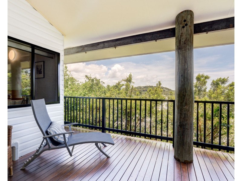 1 Jessie Lane, South Mission Beach QLD 4852