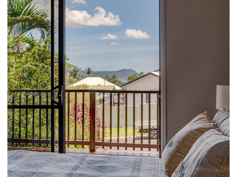 1 Jessie Lane, South Mission Beach QLD 4852