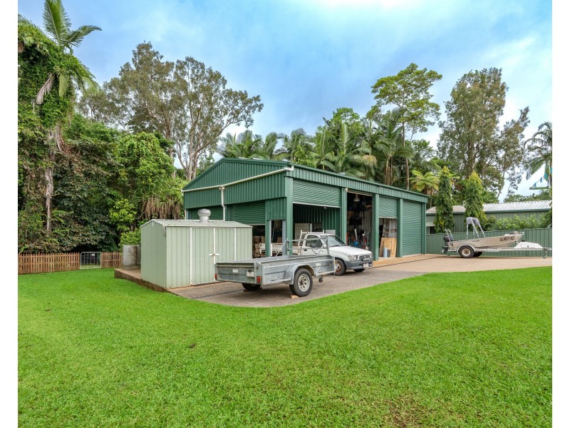 25 Kent Cl, Mission Beach QLD 4852