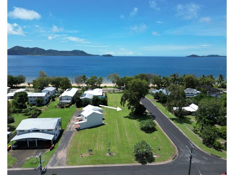 3 Macgillivray St, South Mission Beach QLD 4852