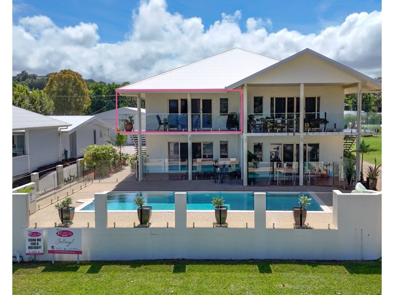 Unit 3/112 Kennedy Esplanade, South Mission Beach QLD 4852