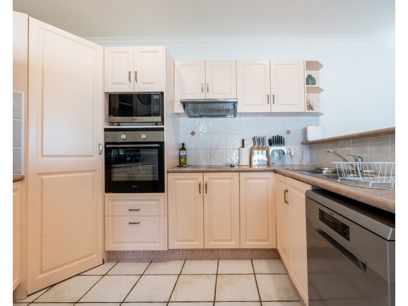 Unit 3/112 Kennedy Esplanade, South Mission Beach QLD 4852