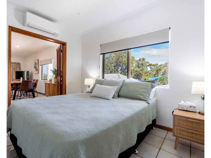 Unit 3/112 Kennedy Esplanade, South Mission Beach QLD 4852