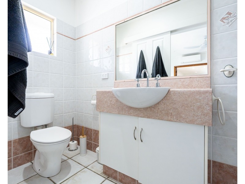 Unit 3/112 Kennedy Esplanade, South Mission Beach QLD 4852