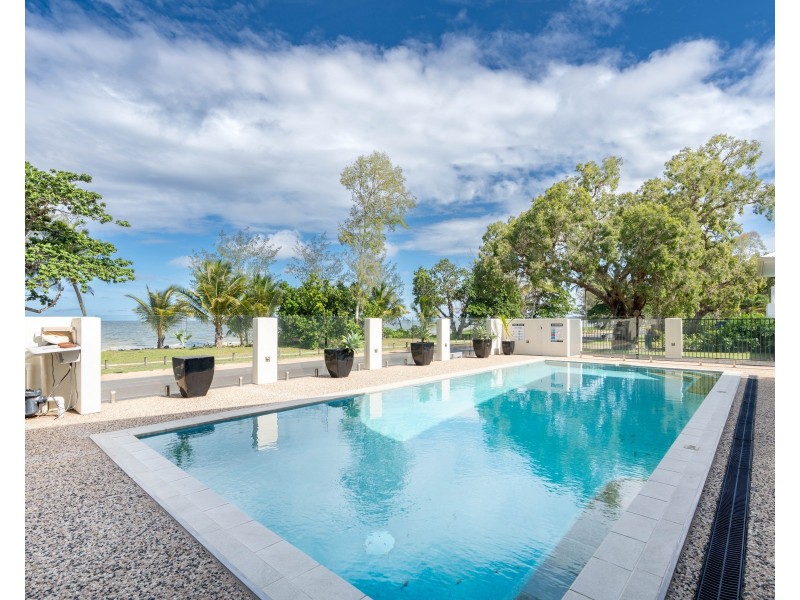 Unit 3/112 Kennedy Esplanade, South Mission Beach QLD 4852