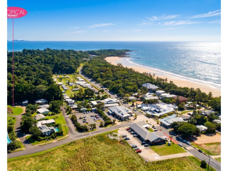 8 Coonanglebah Close, Mission Beach QLD 4852