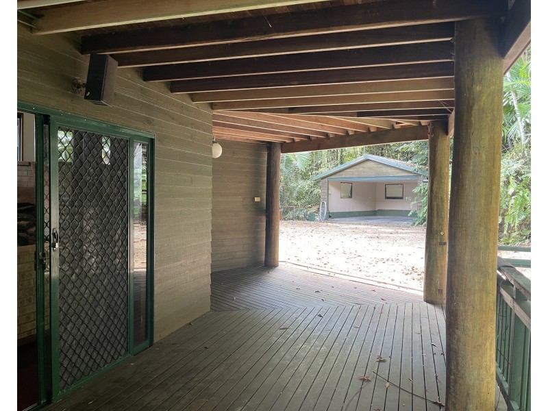 62 Cutten St, Bingil Bay QLD 4852