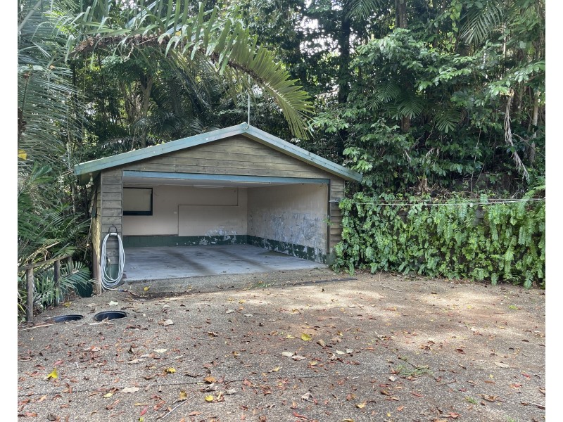 62 Cutten St, Bingil Bay QLD 4852