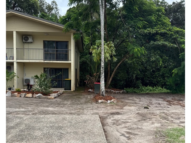 Unit 4/59 Reid Road, Wongaling Beach QLD 4852