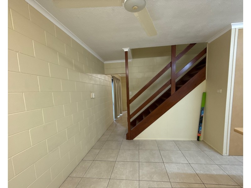 Unit 4/59 Reid Road, Wongaling Beach QLD 4852