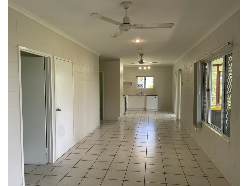 Unit B/5 Buccaneer Street, South Mission Beach QLD 4852