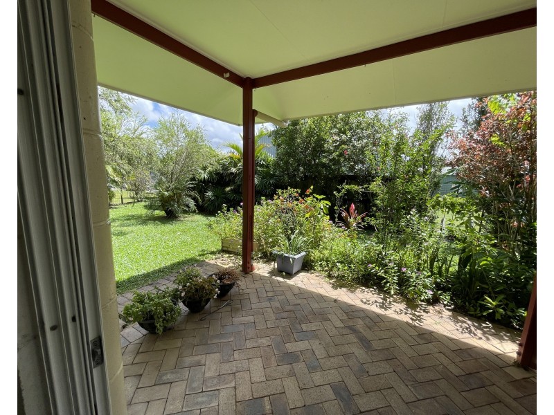 Unit B/5 Buccaneer Street, South Mission Beach QLD 4852