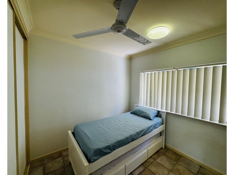 44 Holland St, Wongaling Beach QLD 4852