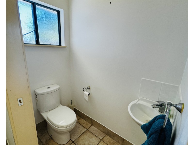 44 Holland St, Wongaling Beach QLD 4852