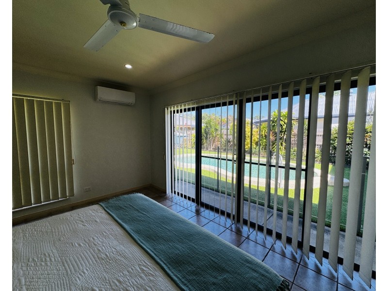 44 Holland St, Wongaling Beach QLD 4852