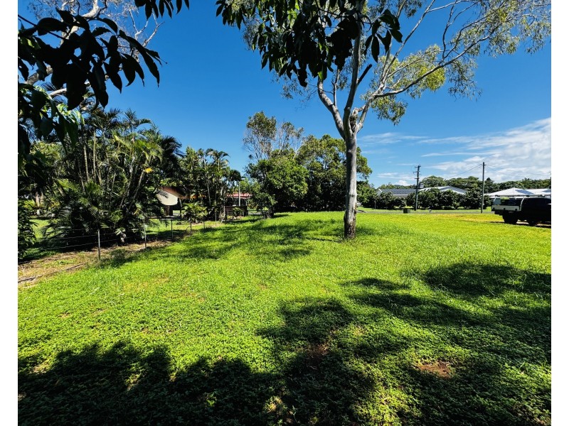 71 (Lot 5) Conch Street, Mission Beach QLD 4852