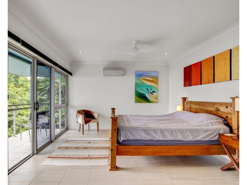 20 Plantation Drive, Bingil Bay QLD 4852