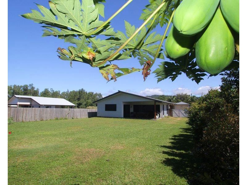 13 Nivosa, Mission Beach QLD 4852