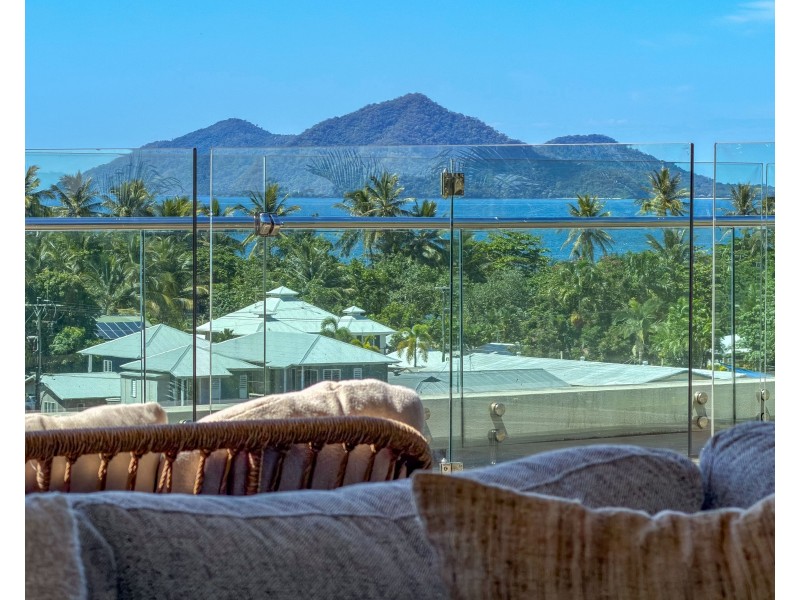 Unit 5/2 Coonanglebah Close, Mission Beach QLD 4852