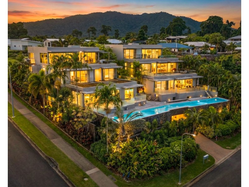 Unit 5/2 Coonanglebah Close, Mission Beach QLD 4852