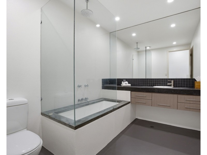 Unit 5/2 Coonanglebah Close, Mission Beach QLD 4852