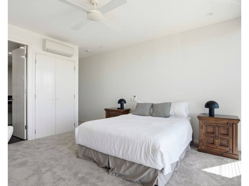 Unit 5/2 Coonanglebah Close, Mission Beach QLD 4852
