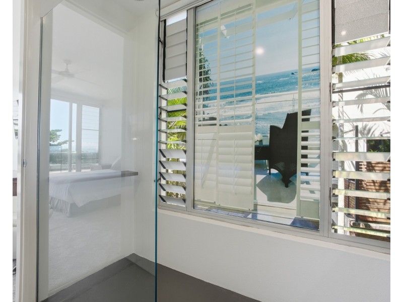 Unit 5/2 Coonanglebah Close, Mission Beach QLD 4852