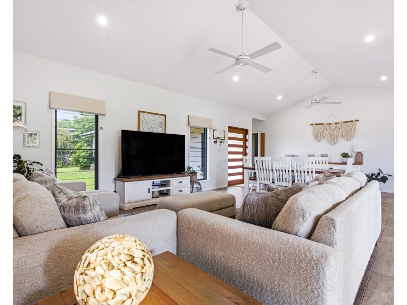 28 Giufre Crescent, Wongaling Beach QLD 4852