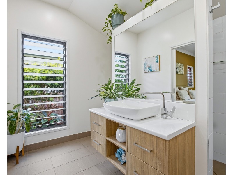28 Giufre Crescent, Wongaling Beach QLD 4852