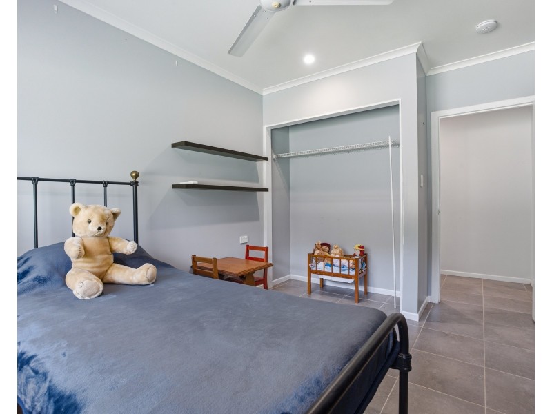 8 North Hull Road, Carmoo QLD 4852