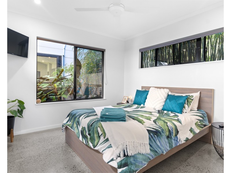 11 Holland Street, Wongaling Beach QLD 4852