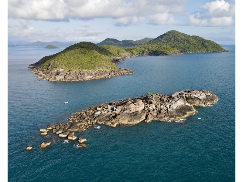 47 Midshipman Street, South Mission Beach QLD 4852