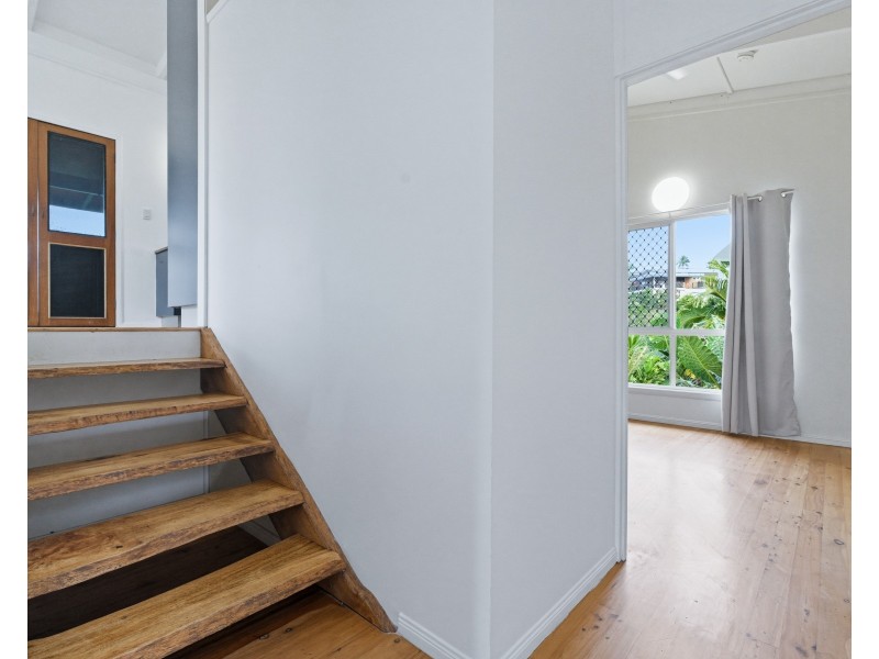 1 Timana Terrace, Wongaling Beach QLD 4852