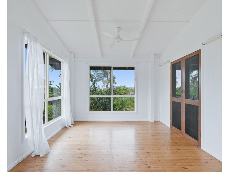1 Timana Terrace, Wongaling Beach QLD 4852