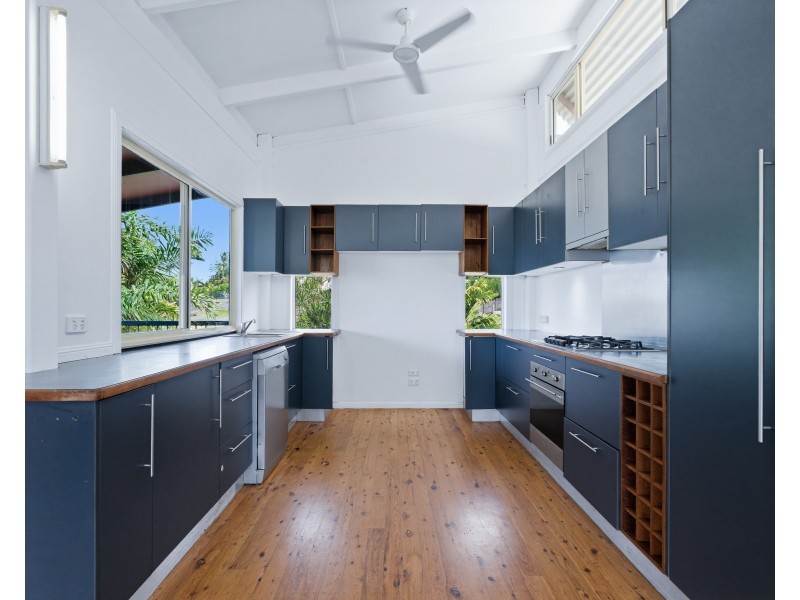 1 Timana Terrace, Wongaling Beach QLD 4852