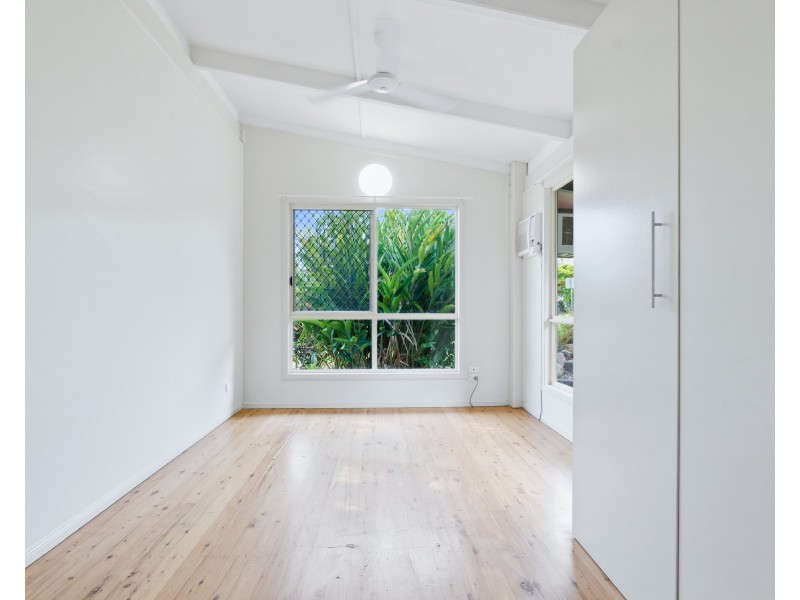 1 Timana Terrace, Wongaling Beach QLD 4852