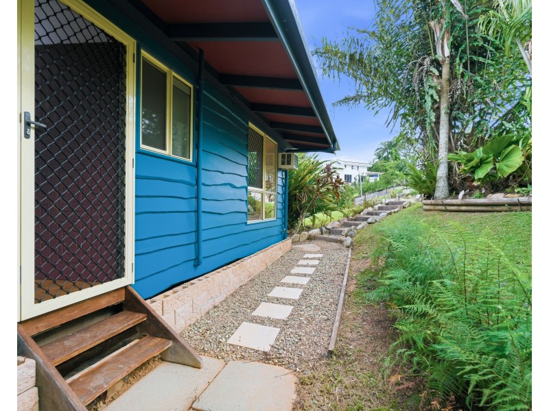 1 Timana Terrace, Wongaling Beach QLD 4852