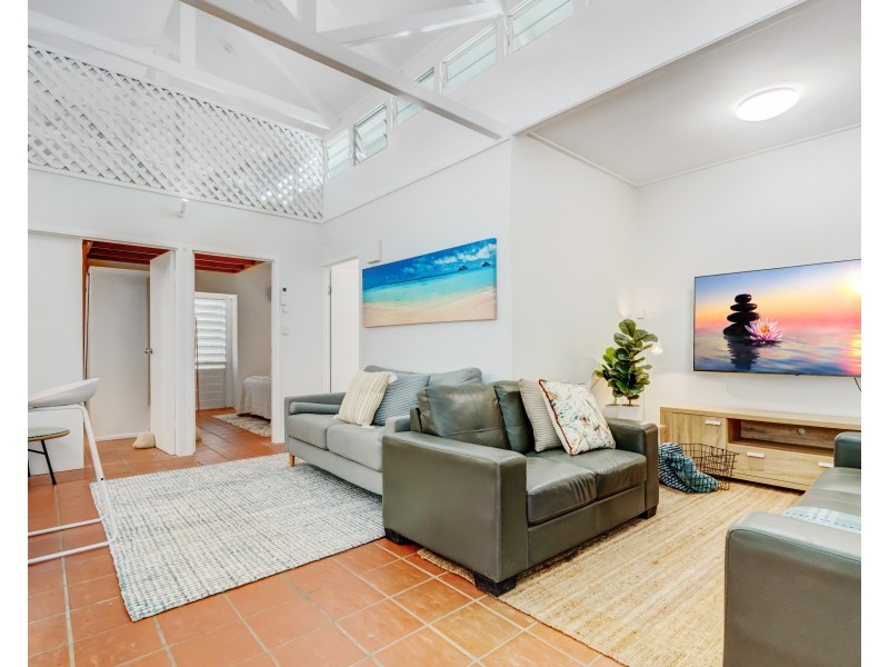 Unit 4/18 Porter Promenade, Mission Beach QLD 4852