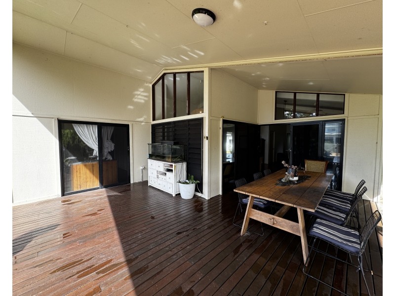 23 Buccaneer Street, South Mission Beach QLD 4852