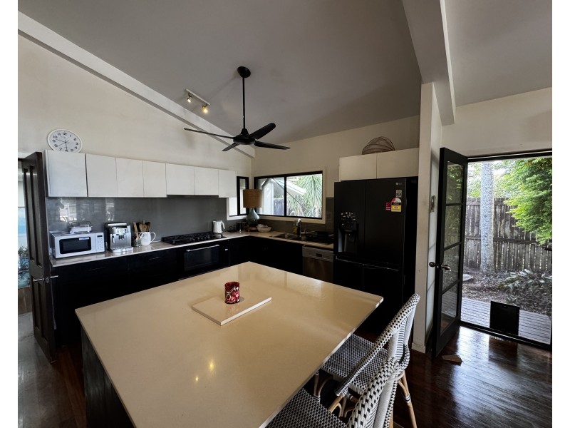 23 Buccaneer Street, South Mission Beach QLD 4852