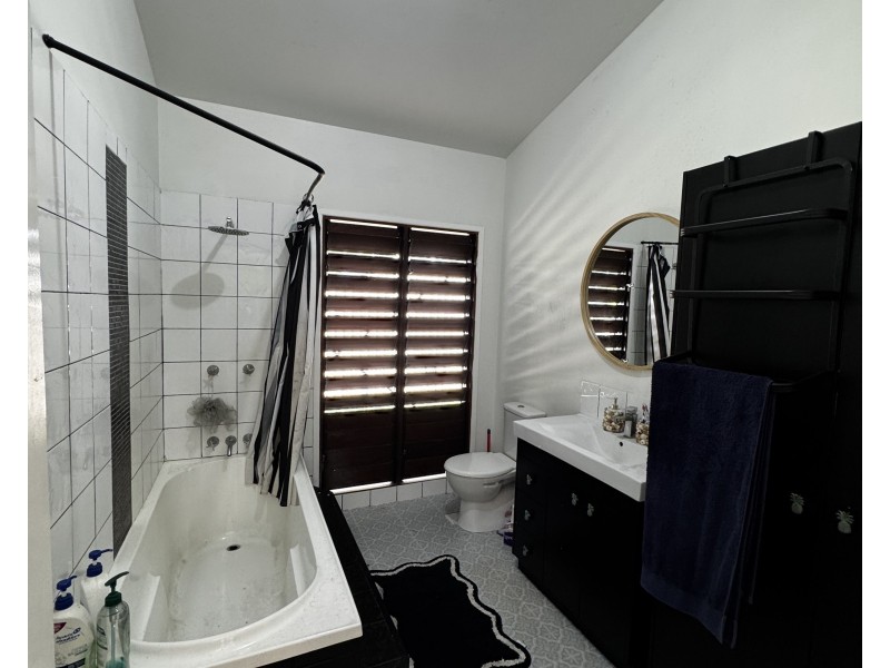 23 Buccaneer Street, South Mission Beach QLD 4852